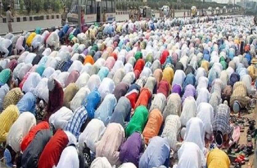 namaz बड़ी खबर: यूपी के इस जिले में एसएसपी ने दी चेतावनी, सड़क पर पढ़ी नमाज तो होगी कार्रवाई