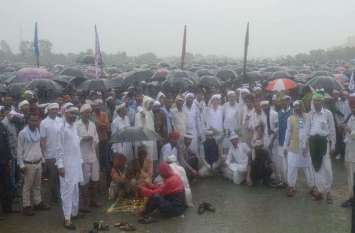 Dungarpur.World tribal day बारिश के बावजूद डिगा नहीं मन, थमे नहीं कदम