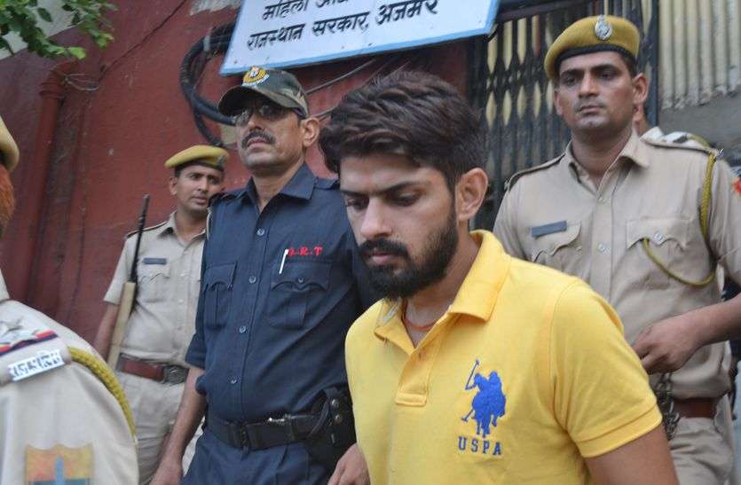 Sim Seizures case: Three acquitted,including gangster Lawrence Vishnoi sim Seizures case : गैंगस्टर लॉरेंस विश्नोई सहित तीन बरी