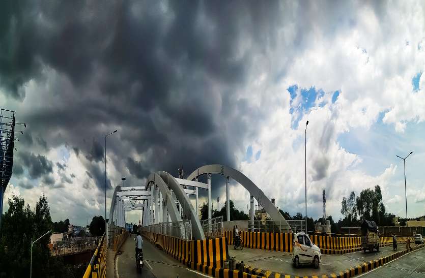 raining in gwalior