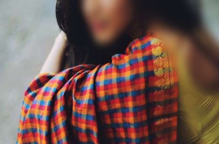 बलात्कार जैसी वारदात को कैसे अंजाम दे सकता है young boy rape case : लडक़े दोनों हाथ बेकार, फिर कैसे किया बलात्कार, हाईकोर्ट के सवाल पर पुलिस मौन