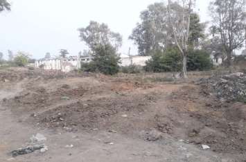 FIR registered in tree theft case आखिर पेड़ चोरी के मामले में दर्ज हो गई एफआईआर