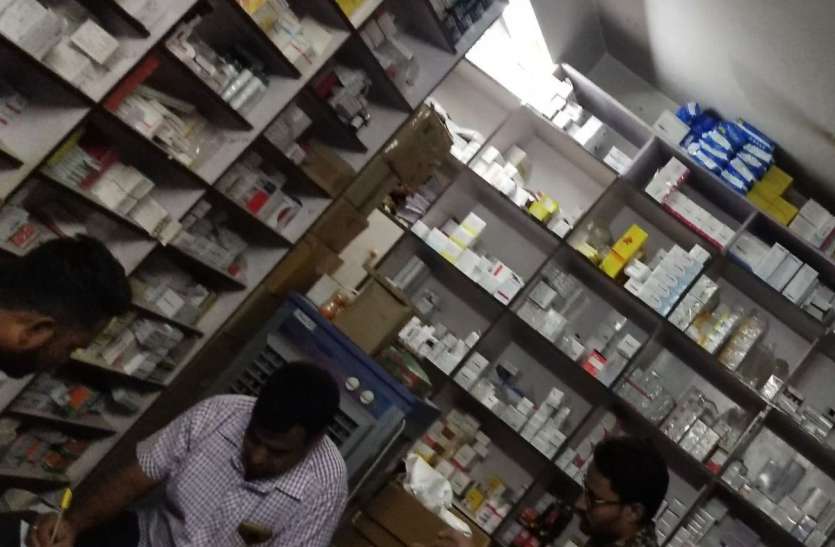 crime कुचामन की दो फर्म से पकड़ी नकली दवाएं