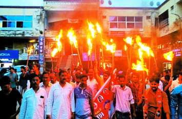 protest rally against reservation in bhind आरक्षण के खिलाफ भिंड से उठ रही आवाज, शहर रहा बंद, ये हैं मांग