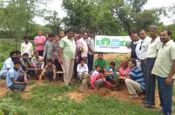 Shahpura : Planting more and more trees is necessary for environmental Shahpura : पर्यावरण संतुलन के लिए अधिक से अधिक पेड़ लगाना जरूरी