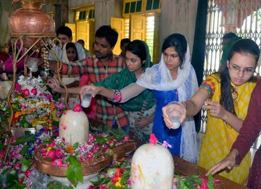 shiv pujan Shiv Pujan: धूमधाम से निकली कावड़ यात्रा, मंत्रोच्चार से सहस्रधारा