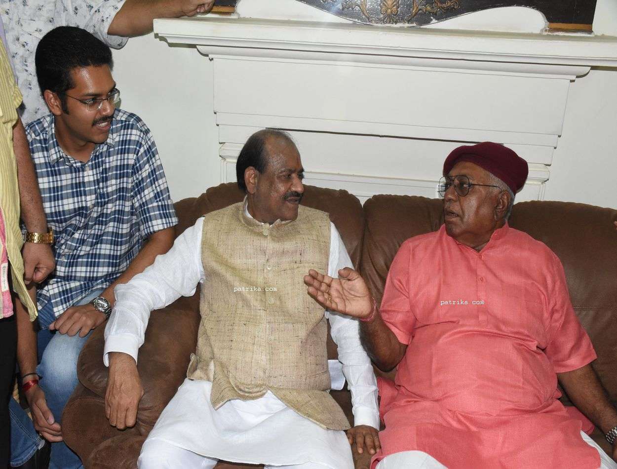 Om Birla and Devisingh Bhati meet in Bikaner, see photos Om Birla and Devisingh Bhati meet in Bikaner, see photos