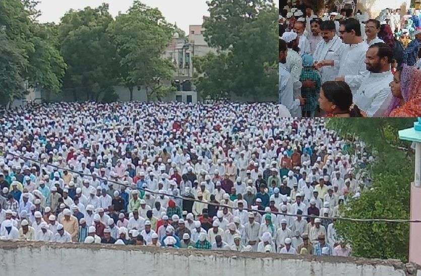 Eid Ul Adha 2019 : Bakri Eid Celebration In Alwar Rajasthan अलवर में मुस्लिम समाज ने अदा की ईद की नमाज, पूर्व केन्द्रीय मंत्री जितेन्द्र सिंह और श्रम मंत्री टीकाराम जूली ने दी मुबारकबाद