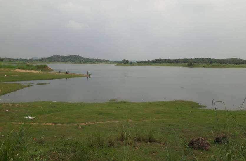 hindaun karauli news बिन पानी जगर का जिगर झेल रहा दर्द