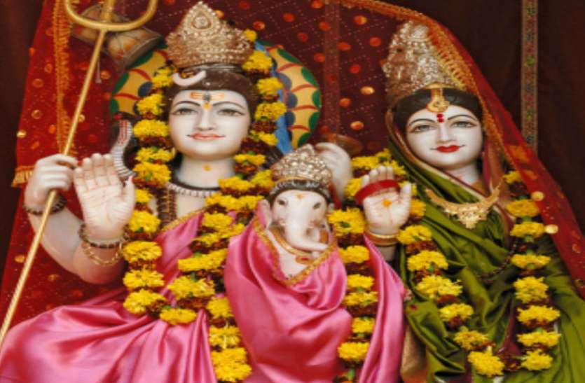 Lord Shiva सोमवार विशेष : शर्तिया दरिद्रता दूर करेंगे भगवान शिव के 160 नाम