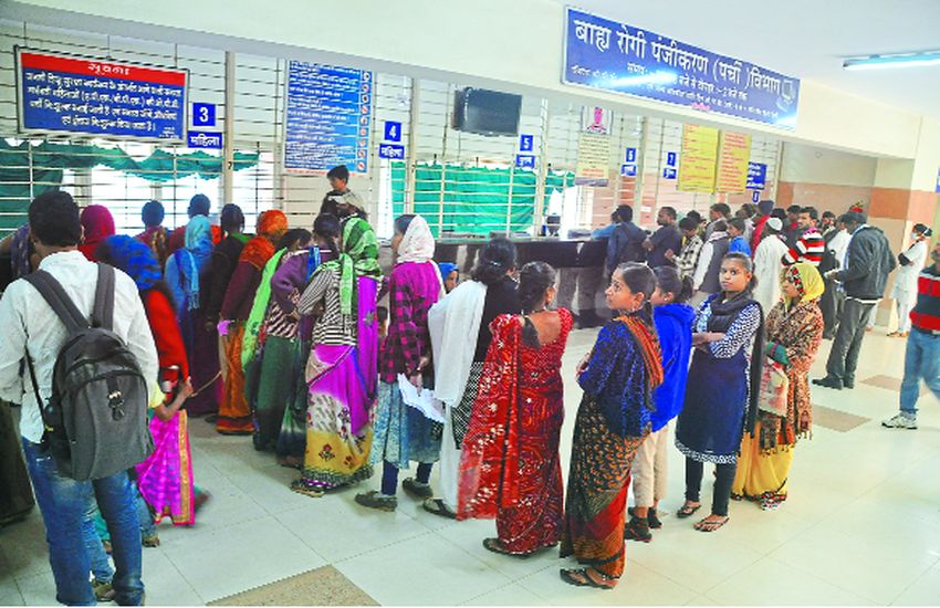 indore मौसम में घुली ठंडक अस्पतालों में फिर बढ़े मरीज