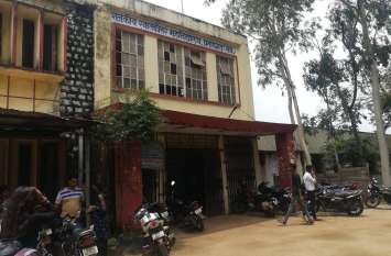 Students of the district are not getting into the mainstream of politi राजनीति की मुख्यधारा में नहीं आ पा रहे जिले के छात्रनेता, कमजोर आर्थिक हालात आ रहे आड़े