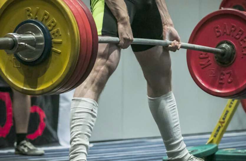 powerlifting आर्थिक तंगी और पिता की मौत के बाद भी पावर लिफ्टिंग में फहराया परचम