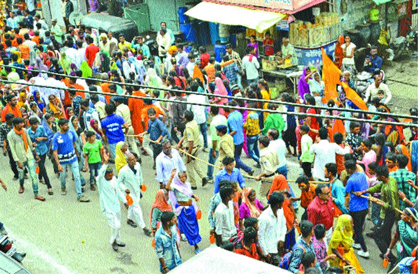 patrika जब पूर्व विधायक और वर्तमान विधायक की कावड़ यात्रा हुई आमने-सामने