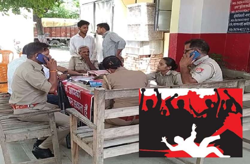 Villagers beaten young man stealing child बच्चा चोरी करने वाले युवक को ग्रामीणों ने दी ऐसी सजा, जानकर आपके भी उड़ जाएंगे होश