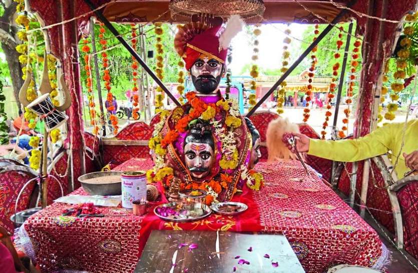 Alirajpur दर्शन के लिए उमड़े श्रद्धालु, जगह-जगह हुआ स्वागत