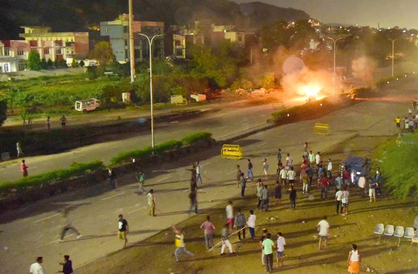 Jaipur Tension राजधानी में तनाव पूर्ण शांति! 24 घंटे के लिए और बढ़ाई गई इंटरनेट पर रोक, सोशल मीडिया पर अफवाह फैलाने पर होगी कार्यवाही