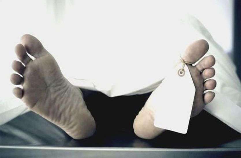 Death of woman ज्यादा शराब पीने से महिला की मौत, घर में मिला शव