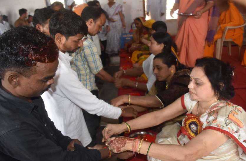 patrika जेल में पहुंची महिलाओं ने किया यह नेक काम, पढ़ें पूरी खबर