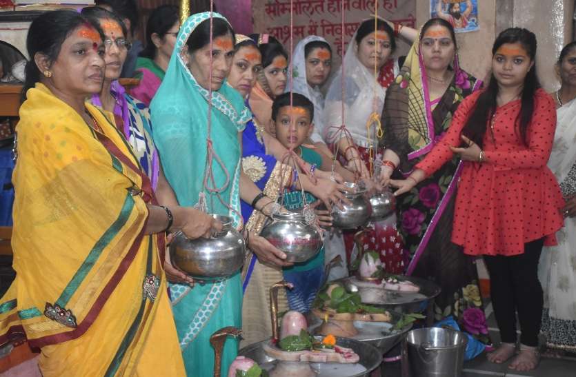 patrika भोले के जयकारों से गूंजयमान हुए शिवालय