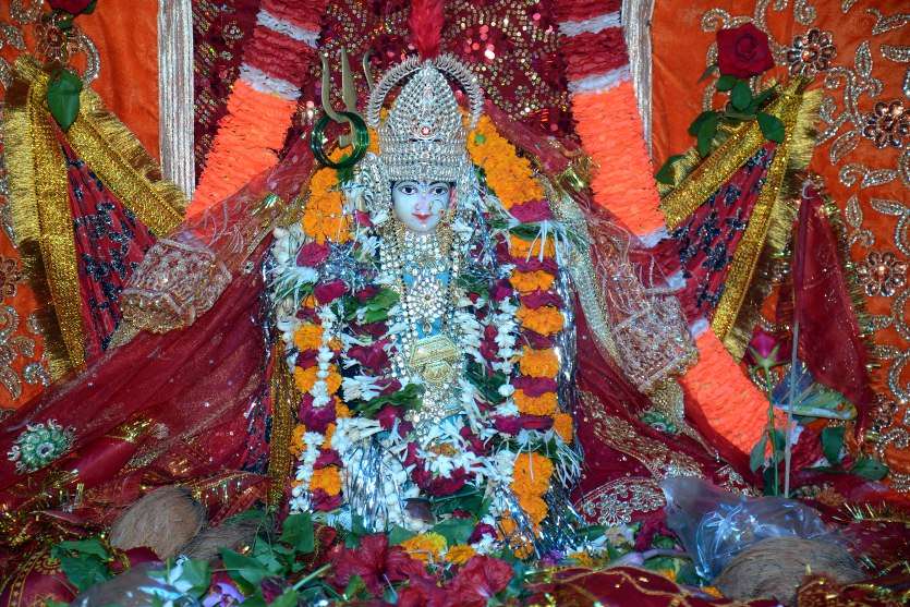 devi ka jhanda