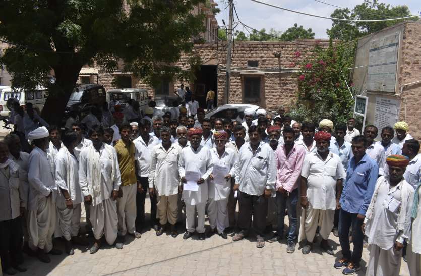 Gram Panchayat delimitation work Oppose in Nagaur नागौर में ग्राम पंचायत परिसीमन के विरोध में उतरे ग्रामीण