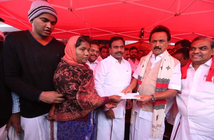 Stalin nilgiris visits डीएमके राहत कार्य के लिए देगी १० करोड़