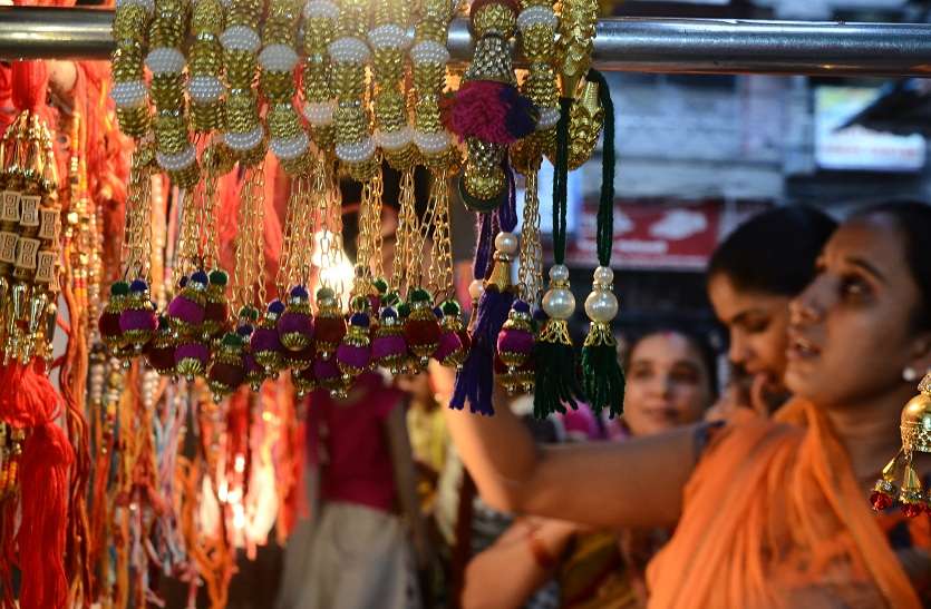 news,Chennai,festival,Tamilnadu,Special,RakshaBandhan,Breaking,Chennai news in hindi, राखी की दुकानों पर जुटने लगी महिलाओं की भीड़