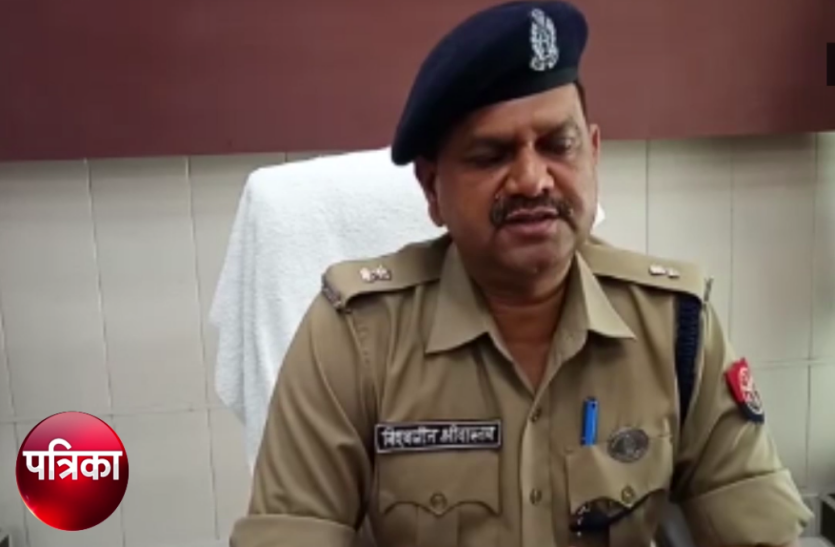 news लूट की प्लानिंग कर रहे बदमाशों को पुलिस ने ऐसे किया गिरफ्तार, अवैध हथियार भी हुए बरामद- देखें वीडियाे