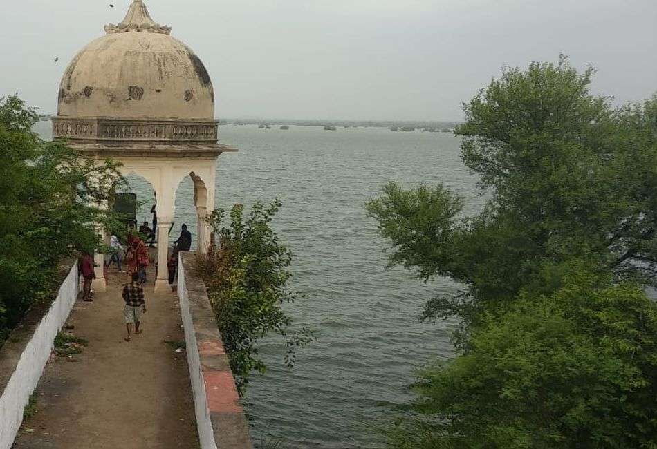 दौसा में चौरफा जोरदार बारिश, मोरेल पर 4 व नांगल में 3 इंच बरसा पानी