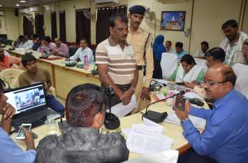 MLA Amarpatan reached with proposal to upgrade school in Jansunwai MLA Amarpatan reached with proposal to upgrade school in Jansunwai