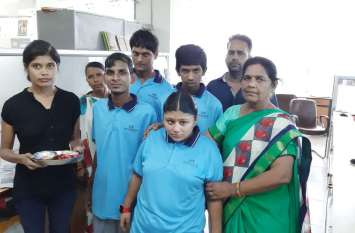 Raksha bandhan 2019: shubhada school student in patrika office Raksha bandhan : शुभदा स्कूल के विशेष बच्चों ने यूं मनाया रक्षाबंधन पर्व