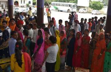 Drivers strike संविदा चालकों की अनिश्चितकालीन हड़ताल शुरू: रोडवेज की फूली सांस, डबल ड्यूटी करा पाई निजात