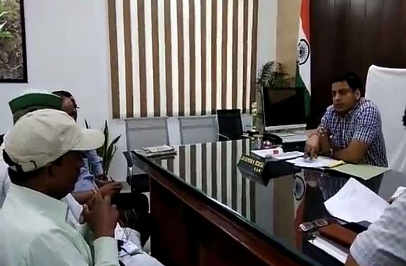 cdo meeting अब किसानों को मिलेगी सिंचाईं में राहत, सीडीओ ने इस तरह कार्य करने के दिये निर्देश