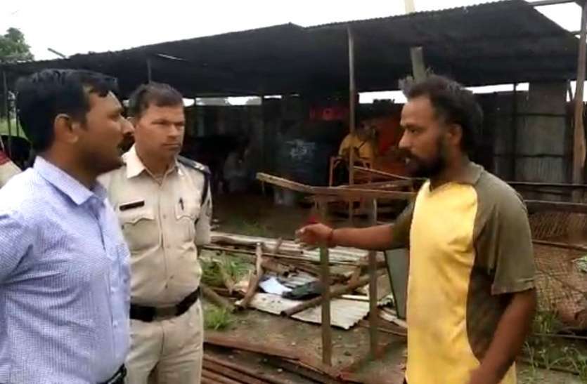 indore VIDEO : गाडिय़ों से मवेशियों को लूटने वाली मामा-भांजा गैंग पकड़ाई, आठ लाख का माल बरामद