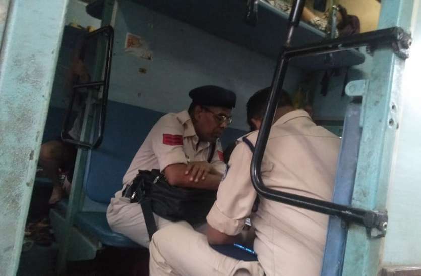 become empty in the old incident पुरानी वारदात में हाथ खाली अब हो गई नई वारदात