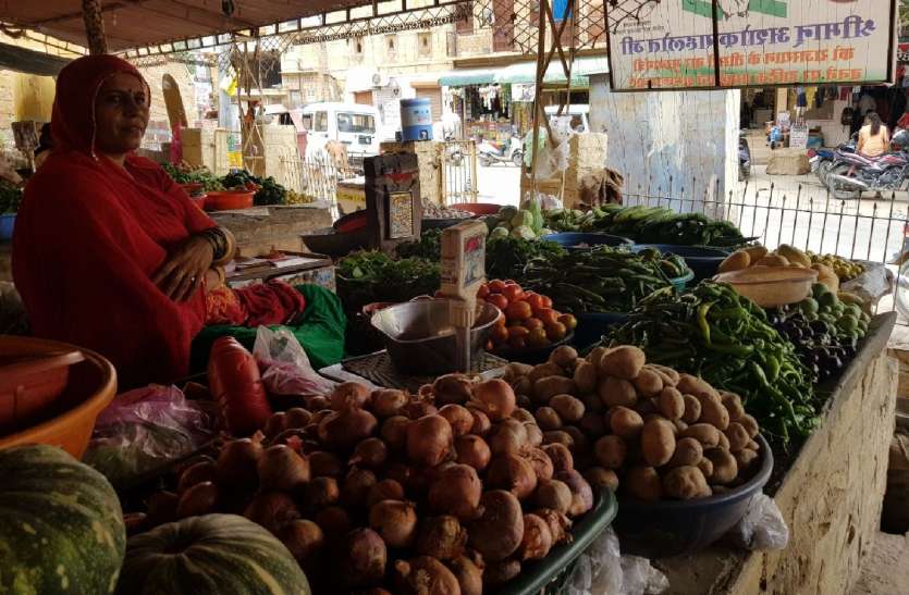 jaisalmer news रुआंसी हुई रसोई,सब्जियों के भावों में उछाल