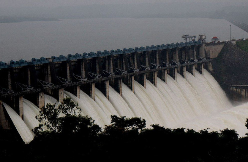 Mahi Dam प्रतापगढ़ में पांच इंच बारिश, माही बांध के 16 और कोटा बैराज के 13 गेट खोले, हाड़ौती में भारी बारिश की चेतावनी