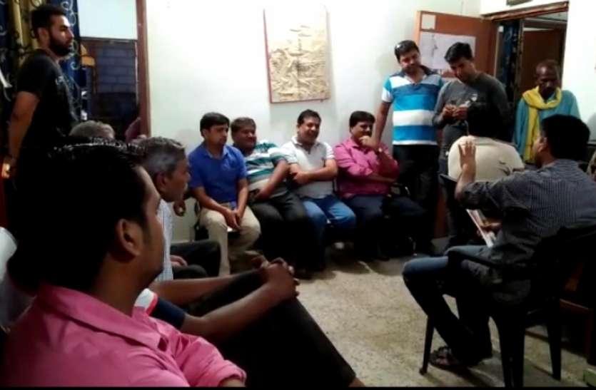 Resentment among traders due to increased crime in the area क्षेत्र में बढ़े अपराधों से व्यापारियों में नाराजगी