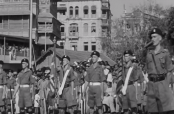 Last Batch Of British Troops Leave India इस ब्रिटिश सैन्य टुकड़ी ने सबसे बाद में छोड़ा था भारत, देखें Video