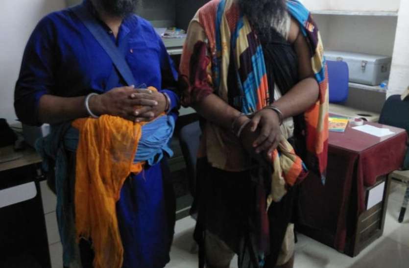 surat photo देहरादून एक्सप्रेस में चाकू और तलवार की नोक पर लूटपाट करने वाले दो पकड़े गए