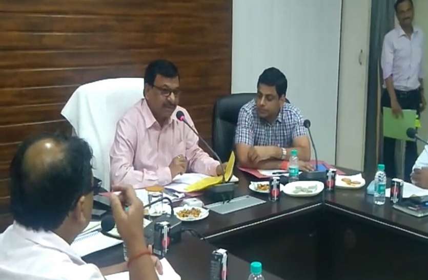 dm and cdo अब दो बेटियों वाले परिवार को सरकार से मिलेगा भरपूर लाभ, 23 अगस्त से होगी योजना की शुरुवात