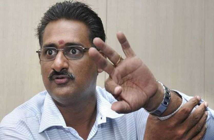 sunil subramaniam bcci दुर्व्यवहार के बावजूद मैनेजर सुनील को टीम के साथ रहने की मिली इजाजत, मांगी माफी