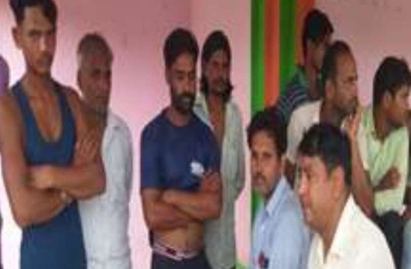 patrika news स्वतंत्रता दिवस पर सहारनपुर में माहाैल बिगाड़ने की काेशिश, धार्मिक स्थल के पास फेंका मांस
