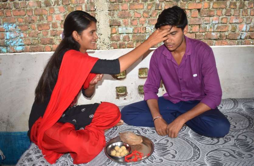 rakshi भाई की रक्षा कर रहीं बहन, पल्लवी बनी अपने भाई-बहनों की आखं