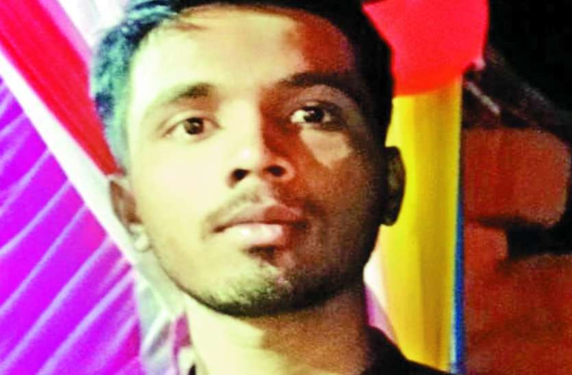 indore हेलमेट को चकनाचूर करते हुए IIT छात्र के सिर से निकल गया ट्रक का पहिया, दर्दनाक मौत