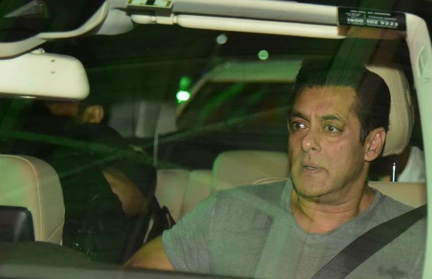 salman-khan-reached-jaipur-for-shooting-of-dabangg-3
