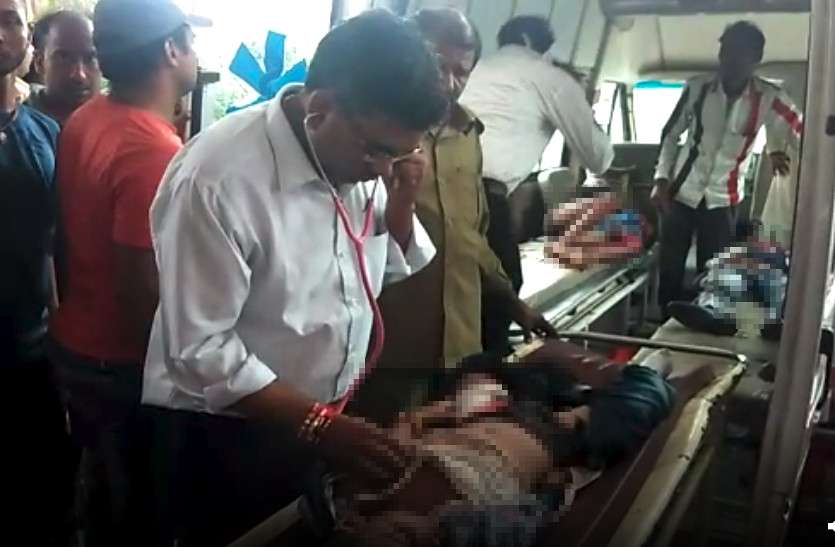 road accident in dholpur रक्षाबंधन पर हमेशा के लिए जुदा हो गए भाई-बहन: दो सड़क हादसों में 4 की मौत, 8 घायल