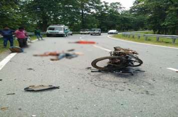 Tragic road accident on National Highway 63, 2 died Big Breaking : दर्दनाक सडक़ हादसे में दो की मौत, शवों की स्थिति ऐसी पहचान पाना मुश्किल
