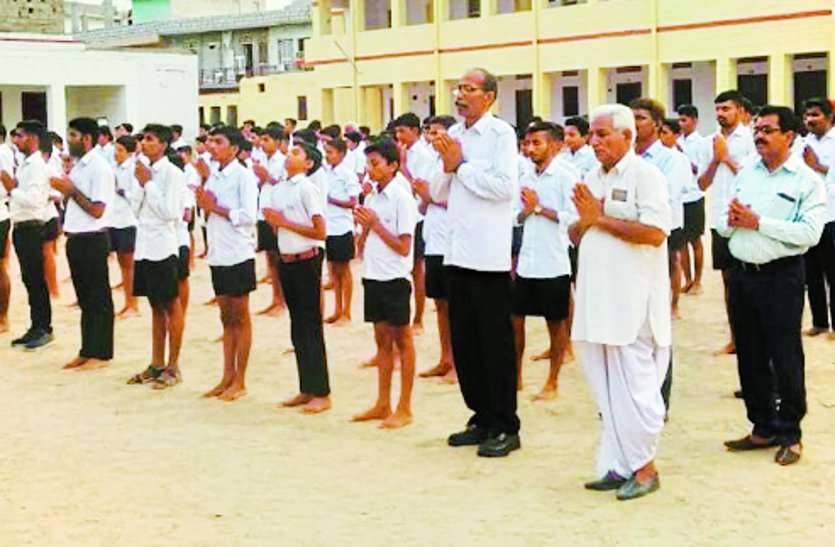 Veer Durgadas is a unique example of patriotism राष्ट्रभक्ति का अनूठा उदाहरण हैं वीर दुर्गादास